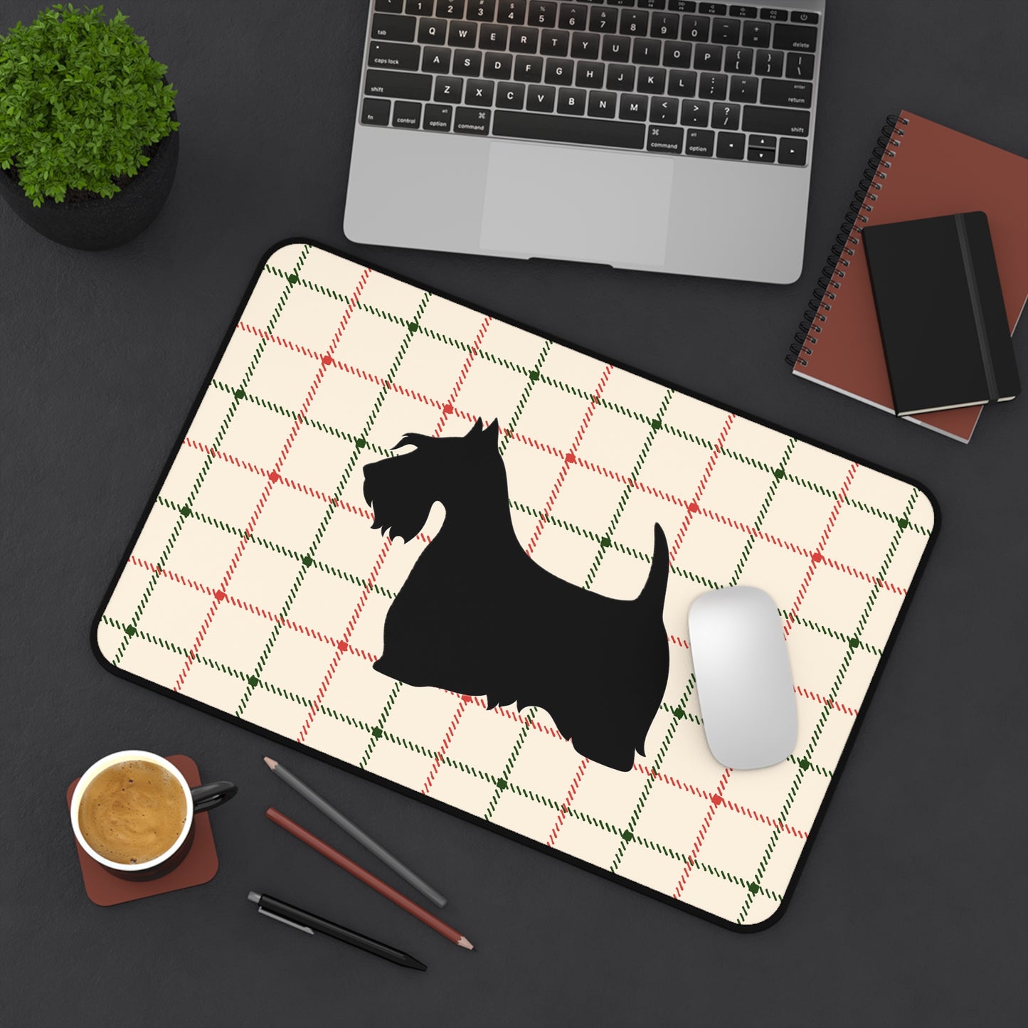 Scottish Terrier Desk Mat - Pet Lover Gift, Home Office Decor, Dog-Themed Desk Accessories, Personalized Gift, Animal Lover's Mat